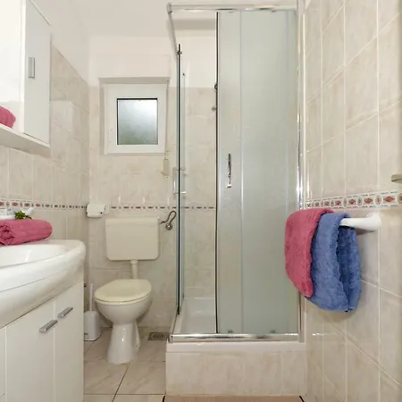House Juretic - 50 M From The Apartment