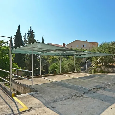 Apartment House Juretic - 50 M From The