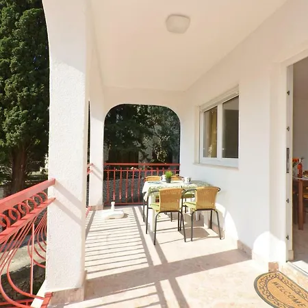 House Juretic - 50 M From The Lägenhet Trogir