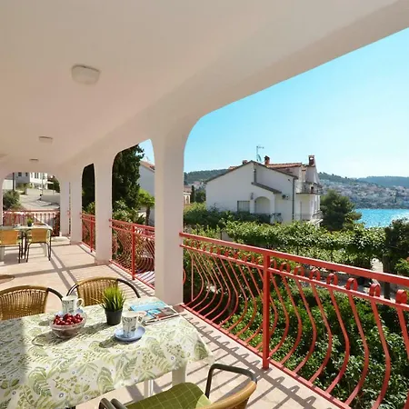 Apartment House Juretic - 50 M From The *