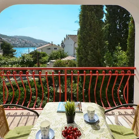 Apartment House Juretic - 50 M From The *