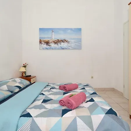House Juretic - 50 M From The Trogir