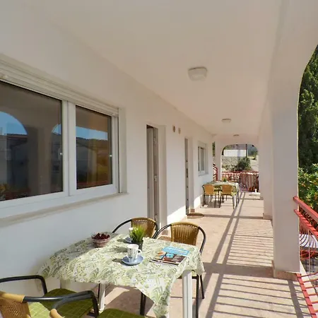 House Juretic - 50 M From The Apartment *