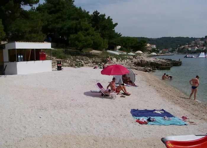 House Juretic - 50 M From The 아파트